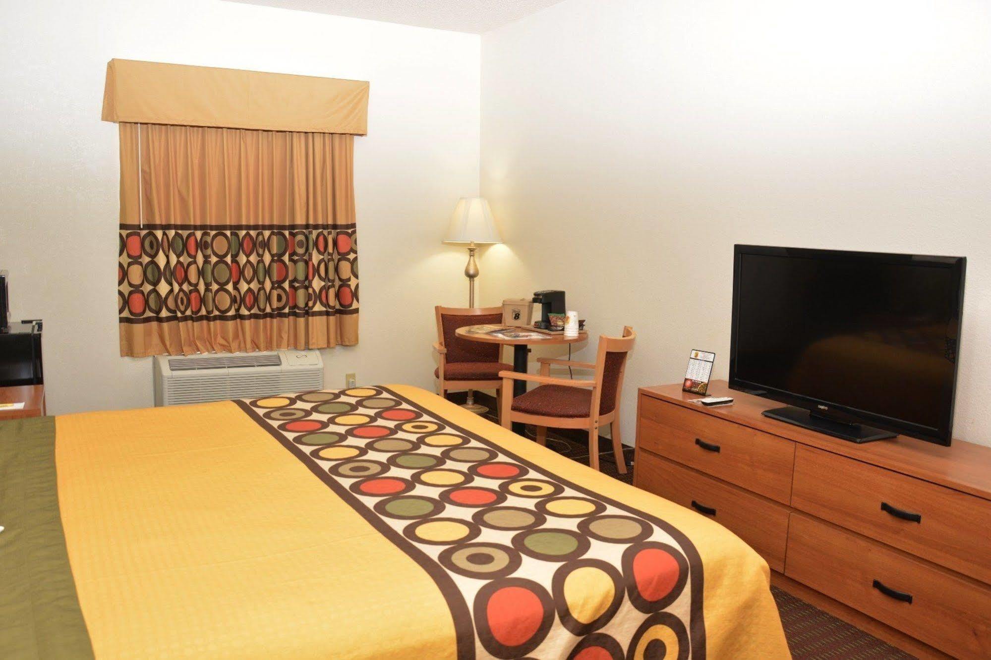 מלון Super 8 By Wyndham Corydon מראה חיצוני תמונה